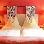 Schloss Hotel 3*