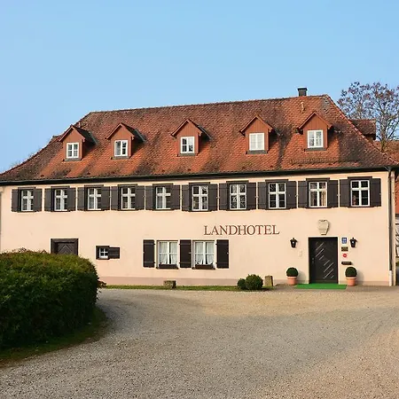 Schloss Hotel 3*