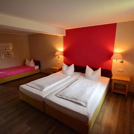 Hotel Schloss 3*